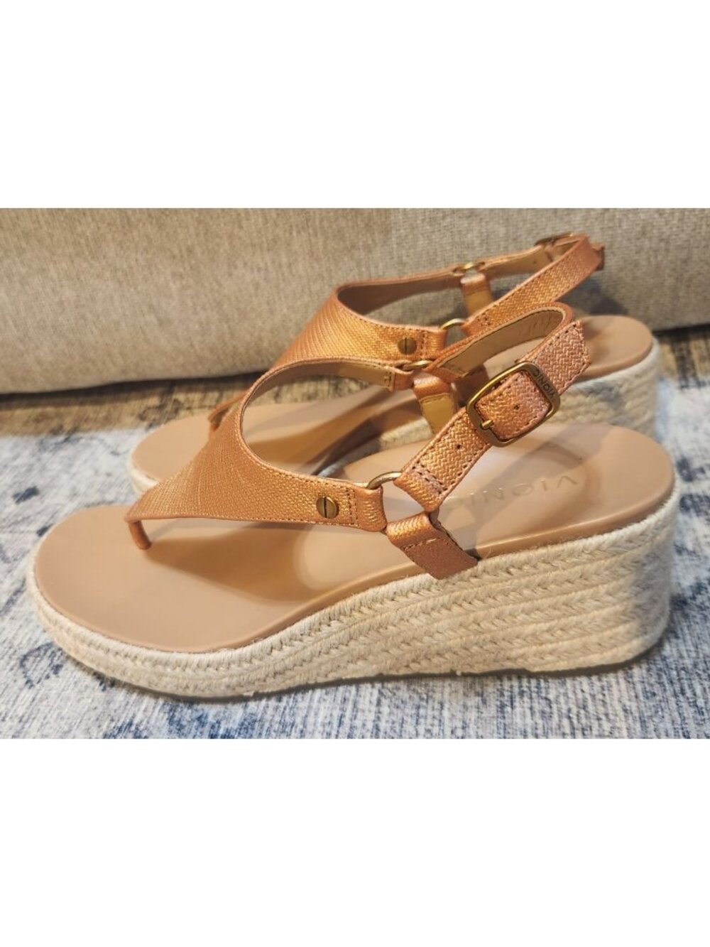Vionic Women's Sz. 9.5 Kirra Leather Ankle Strap Wedge Sandals In Brown